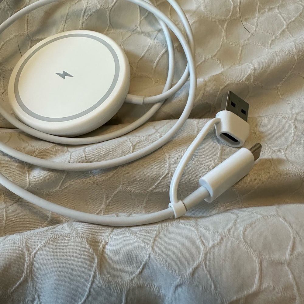 New wireless charger (A18)